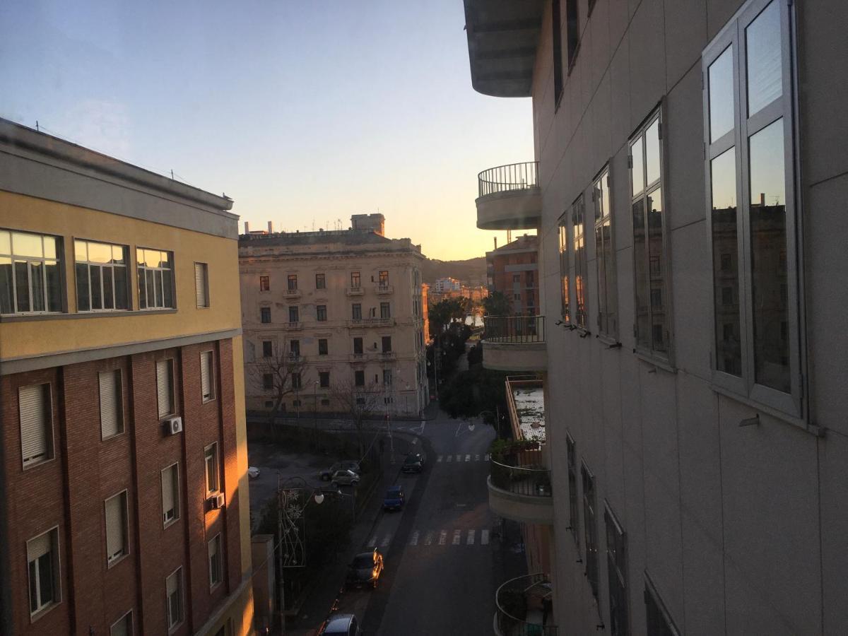 Abitare Sul Porto Hotel Salerno Exterior photo