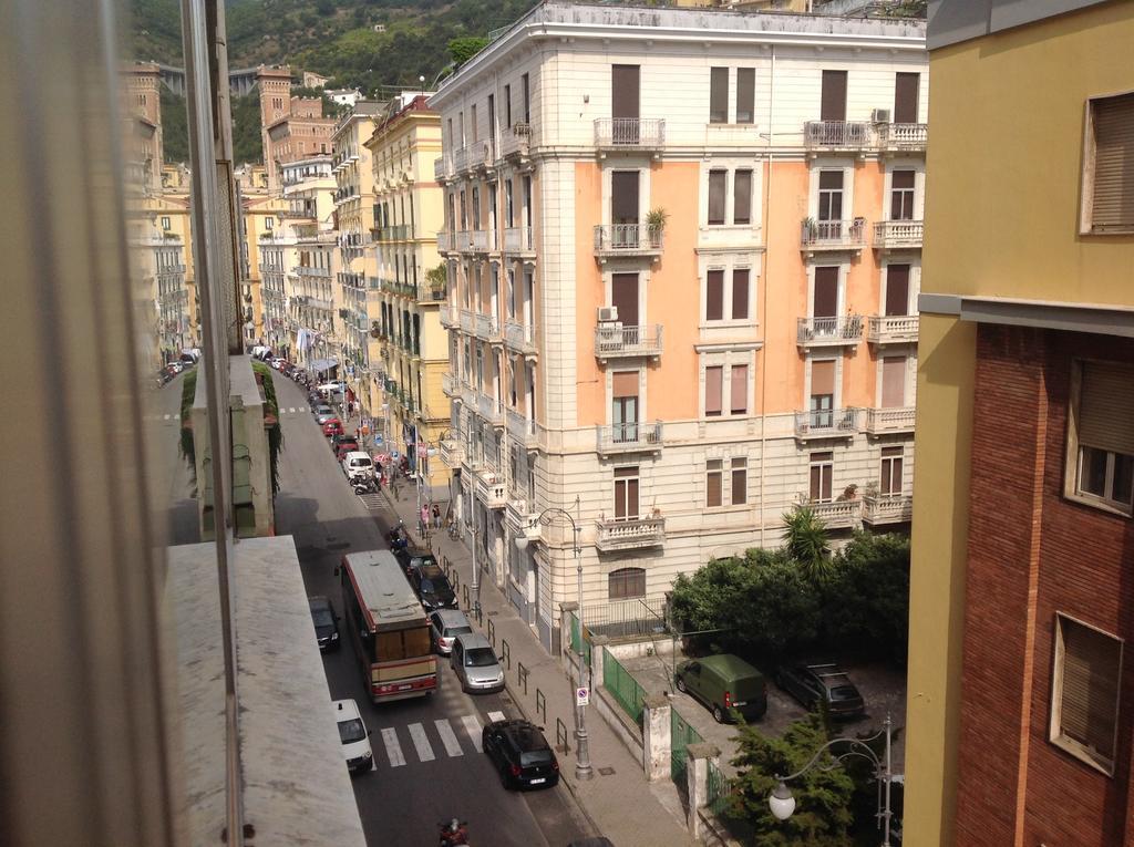 Abitare Sul Porto Hotel Salerno Exterior photo