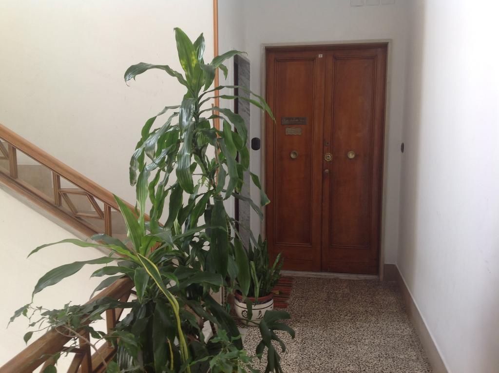 Abitare Sul Porto Hotel Salerno Exterior photo